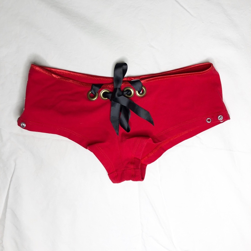 Man overboard booth short undies ⛵️